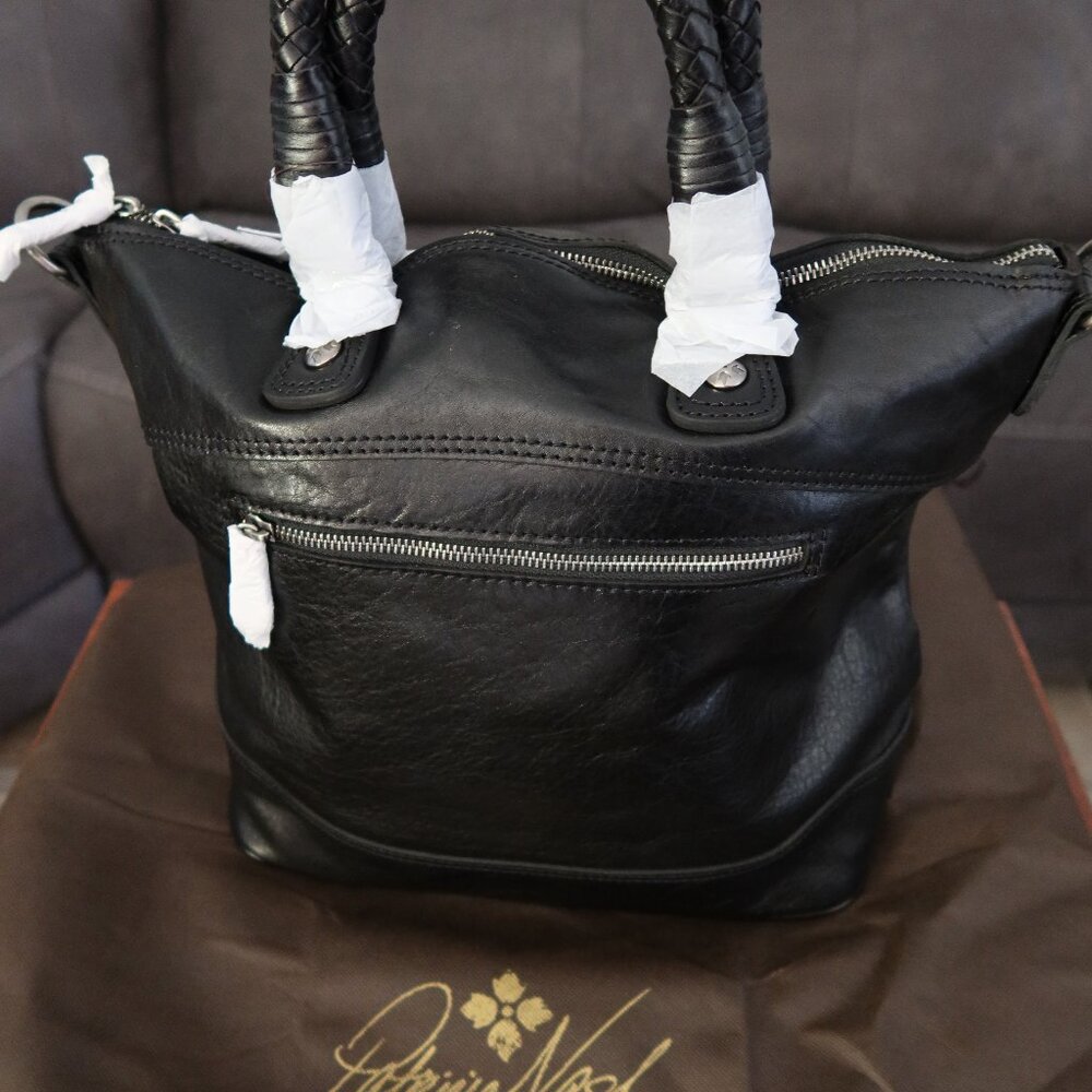 Patricia Nash Leather Large Aurelia Discovery Bag Black